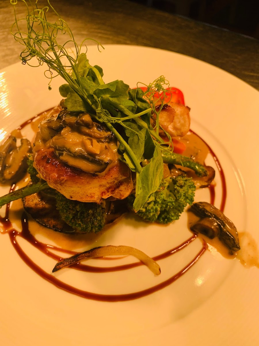 1950 Restaurant & Bar Photos 2